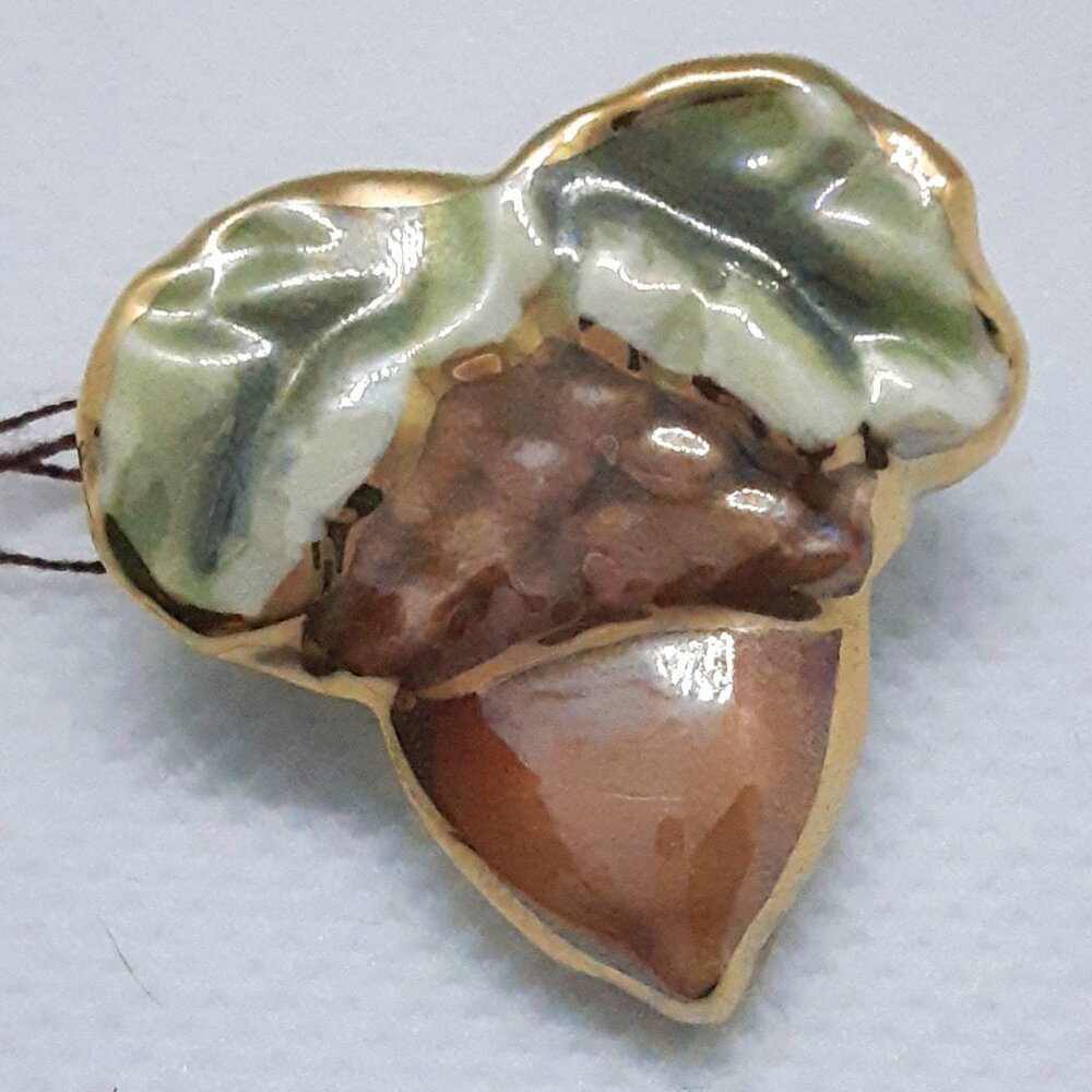 NEW Collectable Prosperity 22kt gold trimmed acorn pin